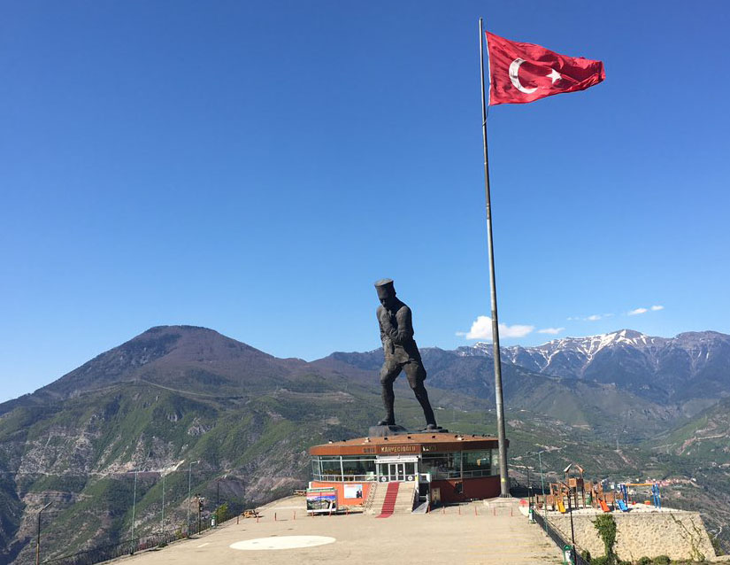 Artvin Atatürk Heykeli